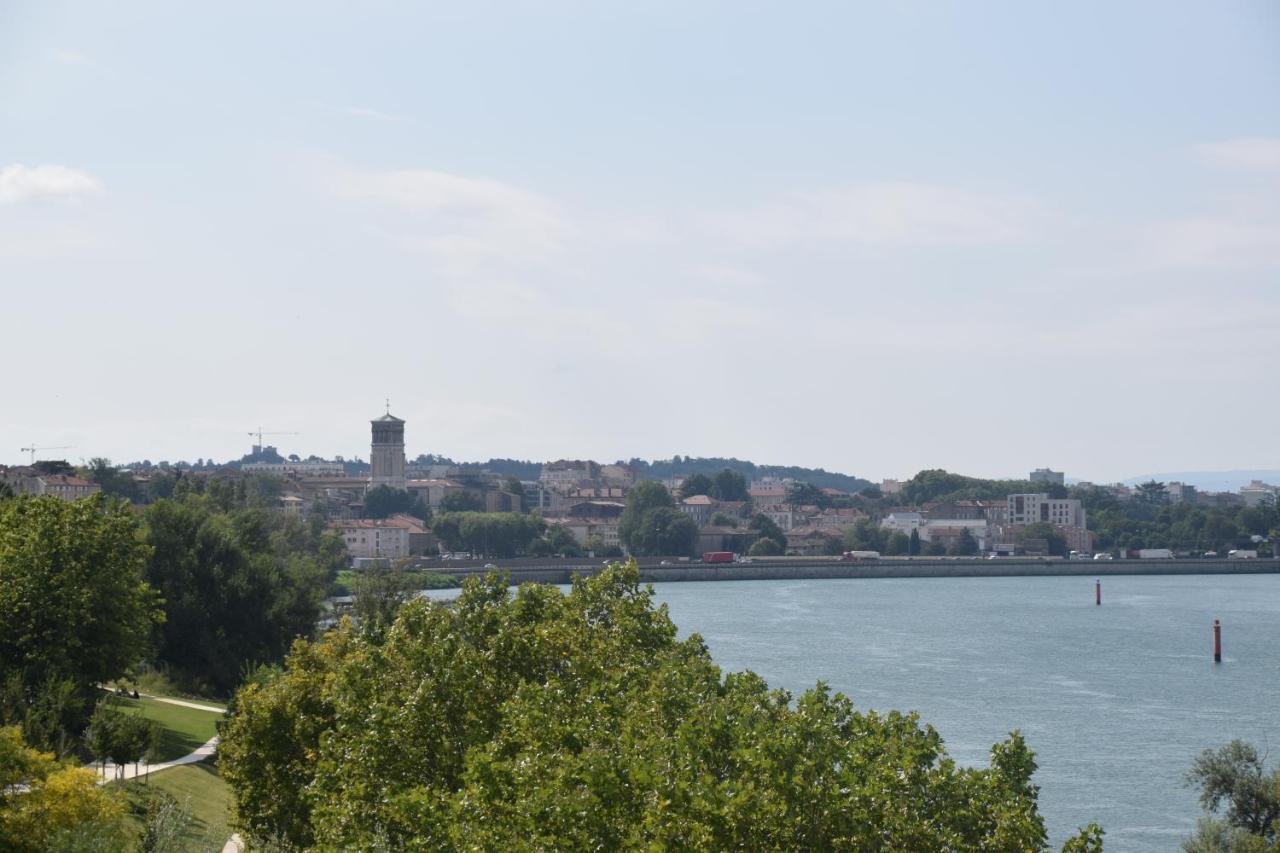 Kyriad Direct - Bourg Les Valence Exterior foto