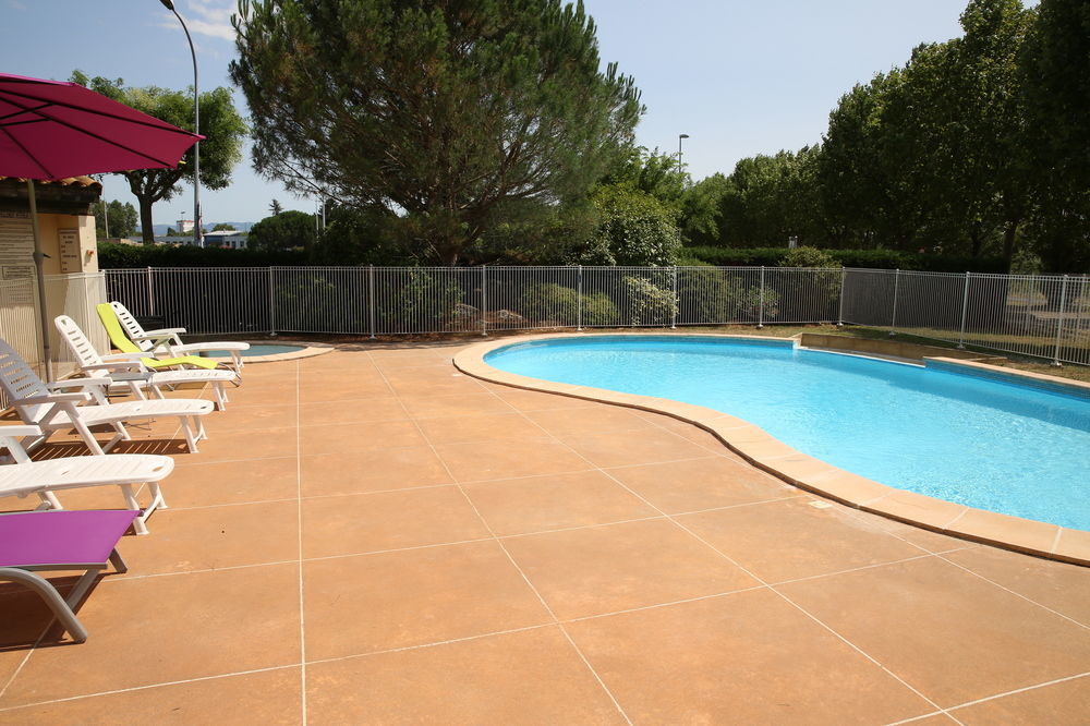 Kyriad Direct - Bourg Les Valence Exterior foto